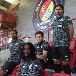 Souvenir Third Shirt (Black/Gold) 2026/27